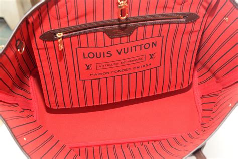 louis vuitton neverfull no date code|Louis Vuitton luggage date code.